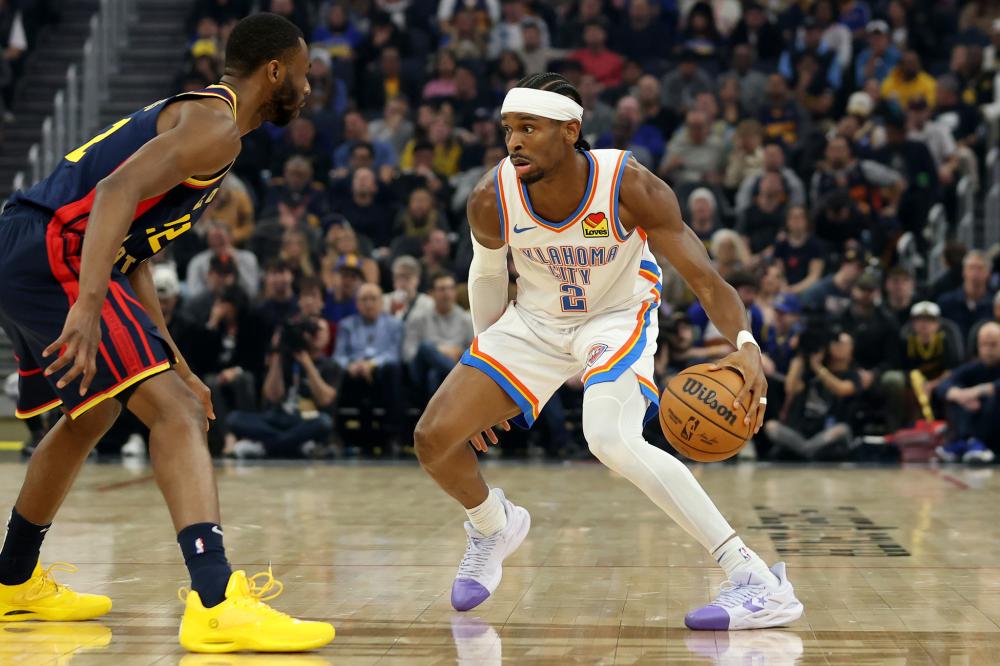 背着手防守 背着手防守